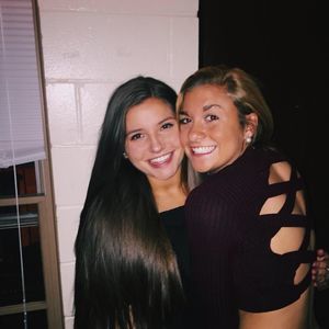 Meet your Posher, Lauren